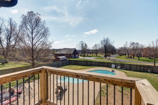 3420 W Moark Street, Springfield, MO 65810