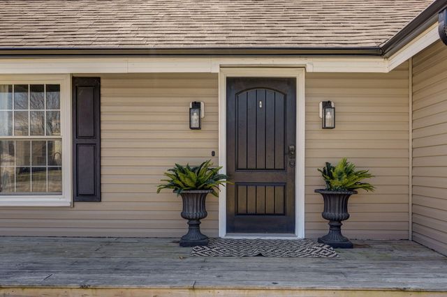 3420 W Moark Street, Springfield, MO 65810