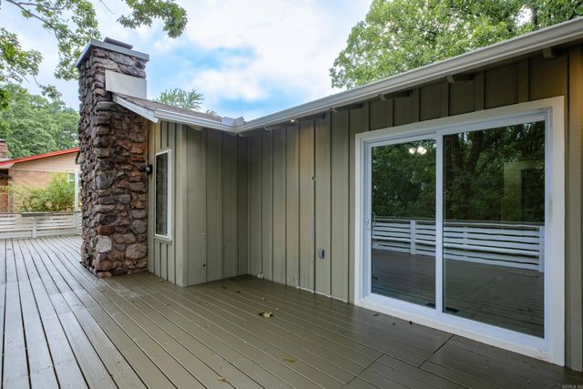 11443 Southridge Drive, Little Rock, AR 72212