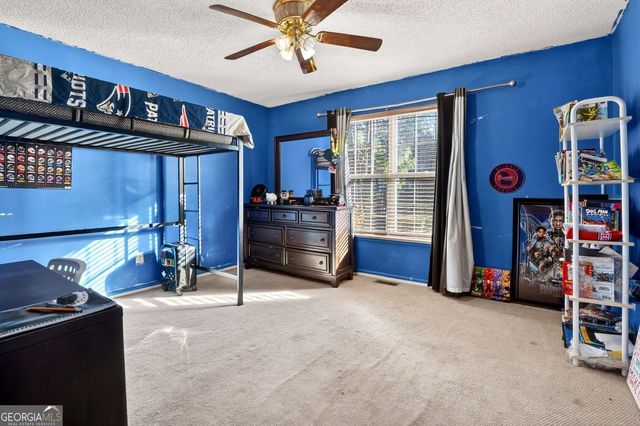 408 Strathmore Drive, Sharpsburg, GA 30277