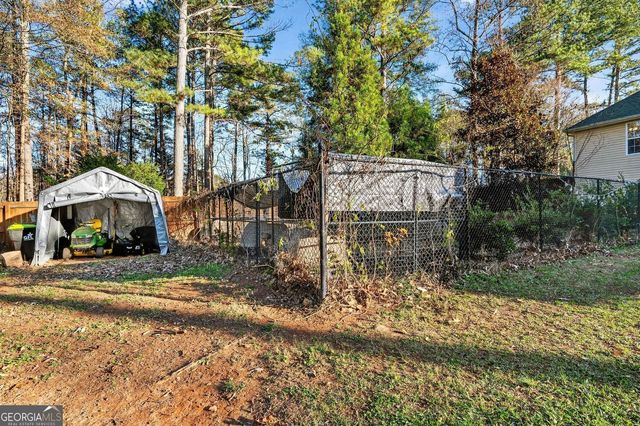 408 Strathmore Drive, Sharpsburg, GA 30277