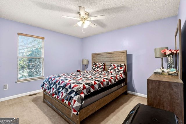 408 Strathmore Drive, Sharpsburg, GA 30277