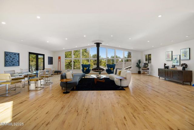 2535 W Lake Ridge Shores, Reno, NV 89519