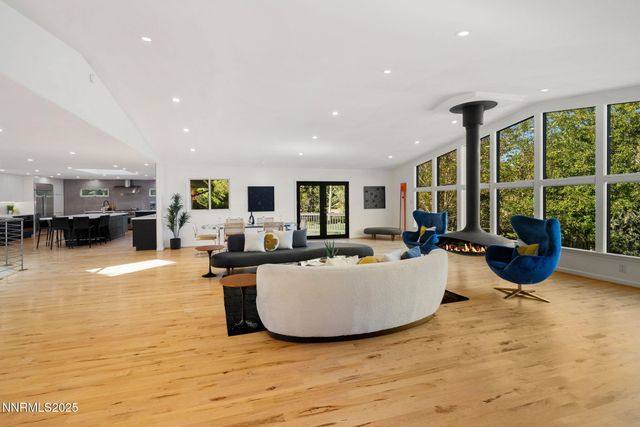 2535 W Lake Ridge Shores, Reno, NV 89519