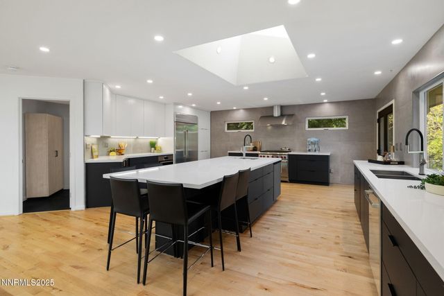 2535 W Lake Ridge Shores, Reno, NV 89519