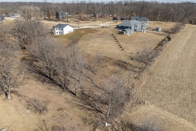 374 Arrowhead Lane, Lisbon, IA 52253