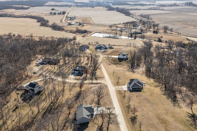 374 Arrowhead Lane, Lisbon, IA 52253