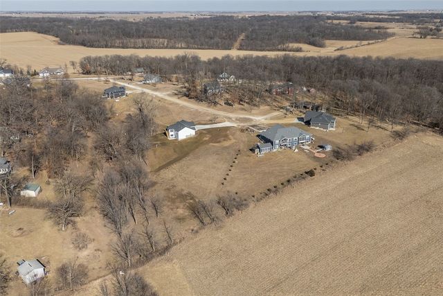 374 Arrowhead Lane, Lisbon, IA 52253