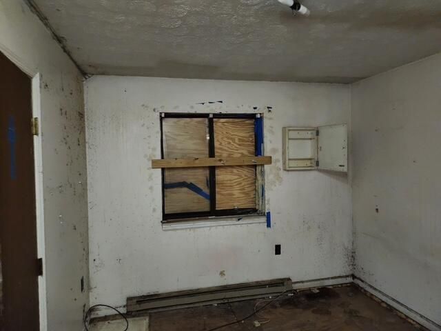 76 BOX BEAR TRA, Beattyville, KY 41311