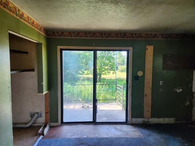 76 BOX BEAR TRA, Beattyville, KY 41311