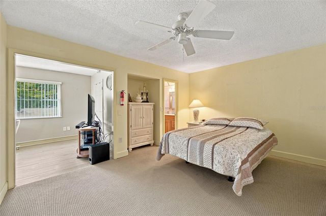 10036 63RD AVENUE N 26, St Petersburg, FL 33708