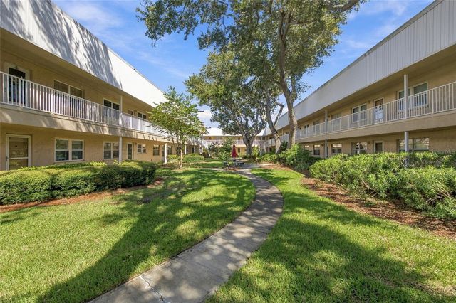 10036 63RD AVENUE N 26, St Petersburg, FL 33708