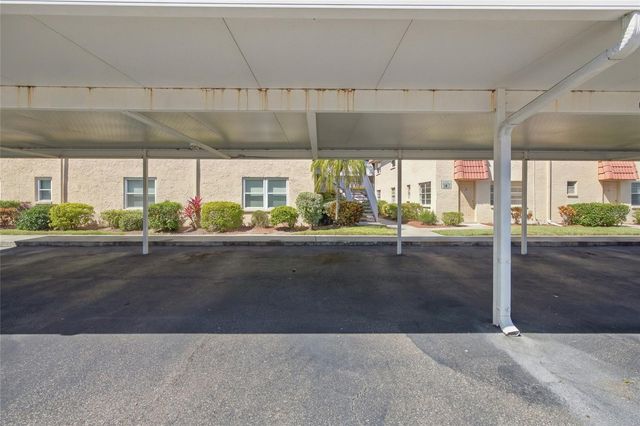 10036 63RD AVENUE N 26, St Petersburg, FL 33708