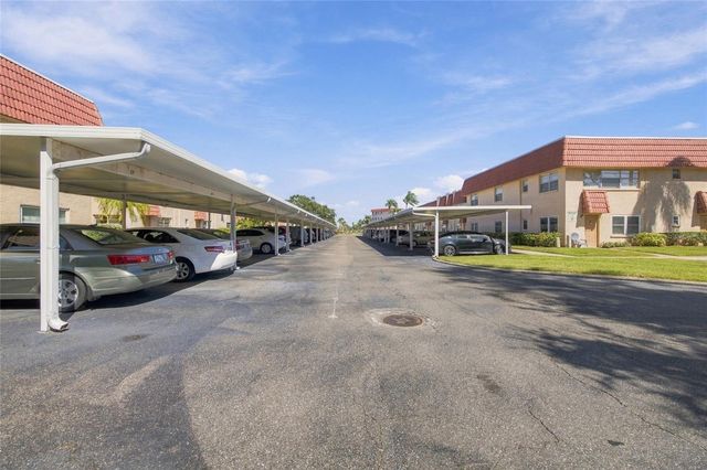 10036 63RD AVENUE N 26, St Petersburg, FL 33708