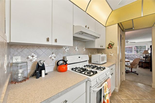 10036 63RD AVENUE N 26, St Petersburg, FL 33708