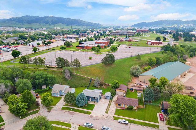 3226 HALL, Rapid City, SD 57702