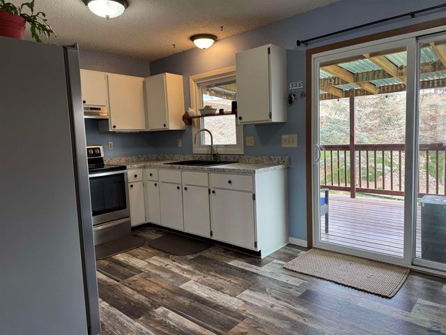 3226 HALL, Rapid City, SD 57702
