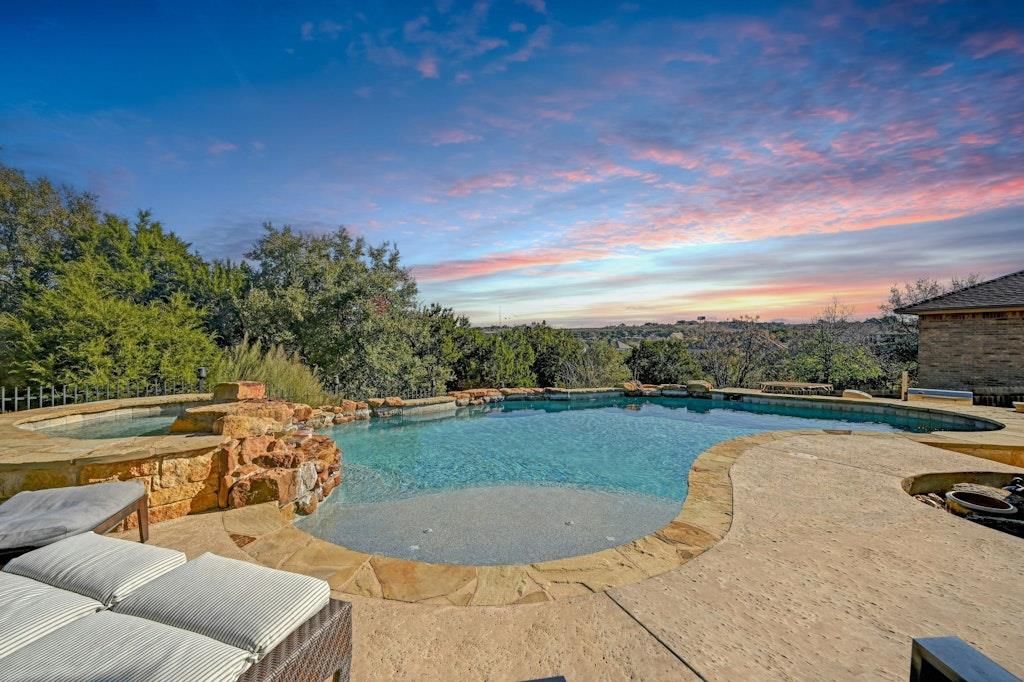 21932 Agarito LN, Spicewood, TX 78669