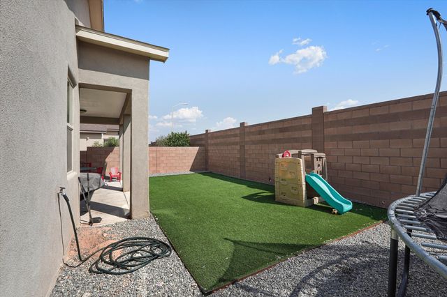 4481 Bald Eagle Loop NE, Rio Rancho, NM 87144