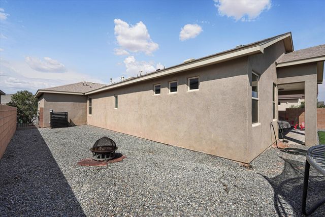 4481 Bald Eagle Loop NE, Rio Rancho, NM 87144