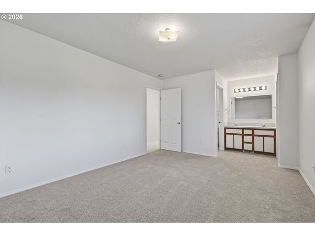 3903 Ne 35TH Cir, Vancouver, WA 98661