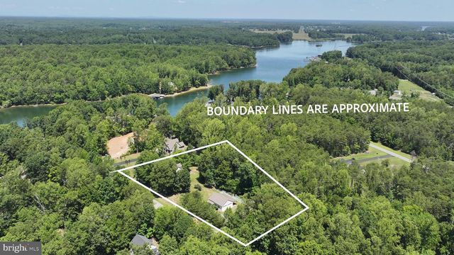 47 ELNOR RD, Bumpass, VA 23024