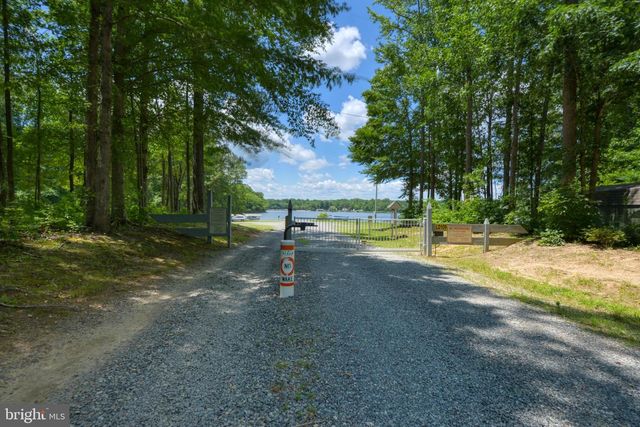 47 ELNOR RD, Bumpass, VA 23024