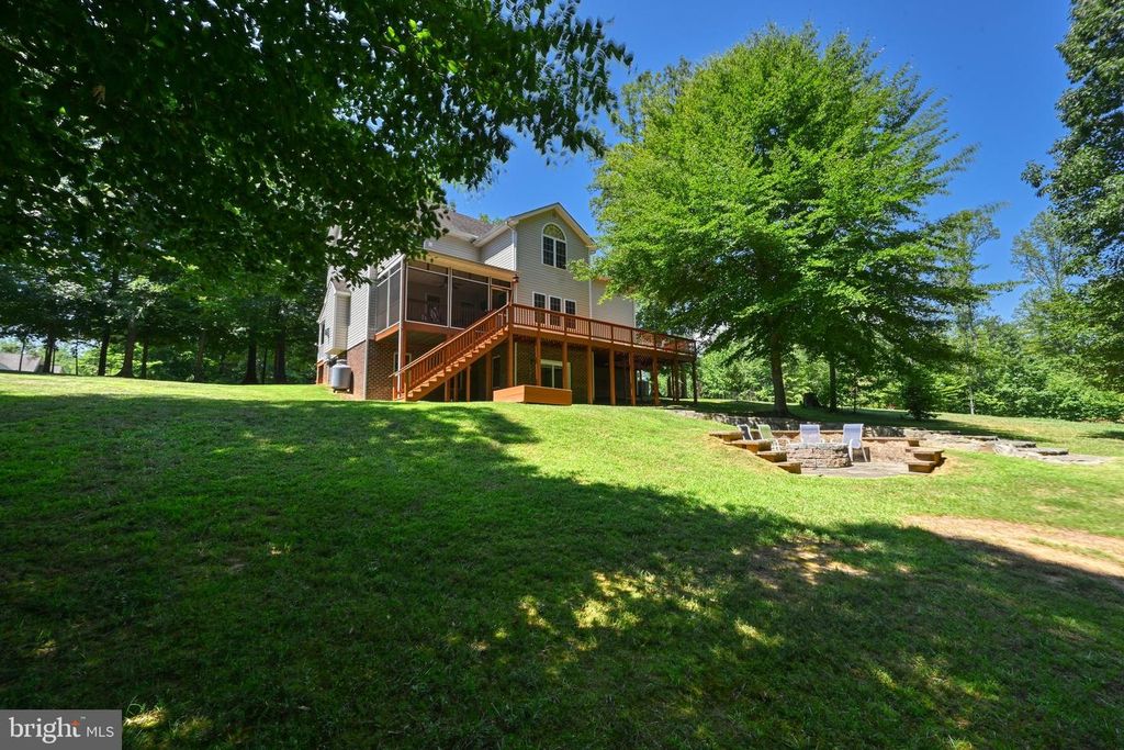 47 ELNOR RD, Bumpass, VA 23024