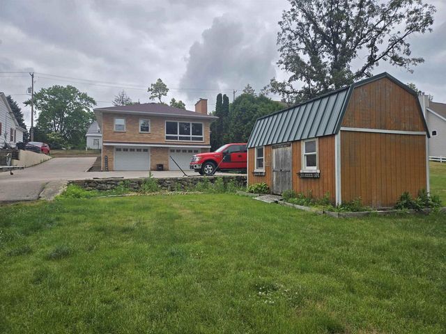 412 E Sherman Avenue, Fort Atkinson, WI 53538