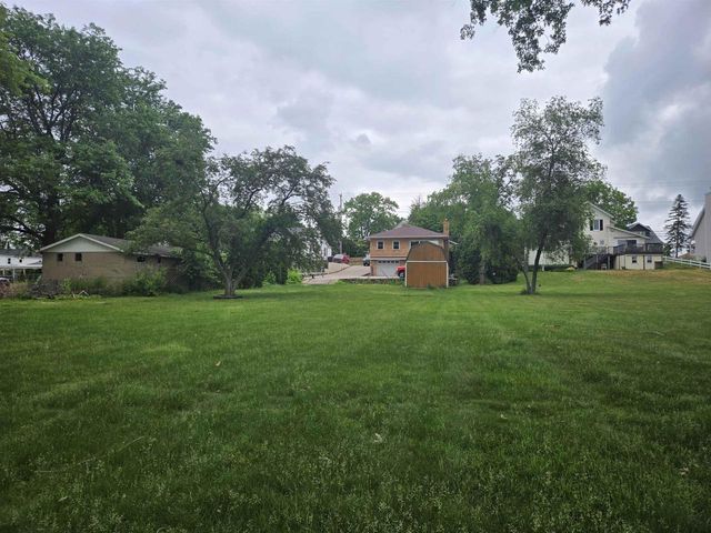 412 E Sherman Avenue, Fort Atkinson, WI 53538