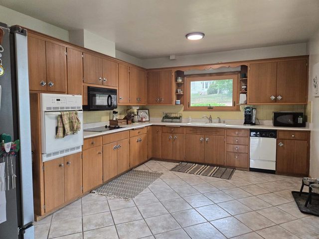 412 E Sherman Avenue, Fort Atkinson, WI 53538