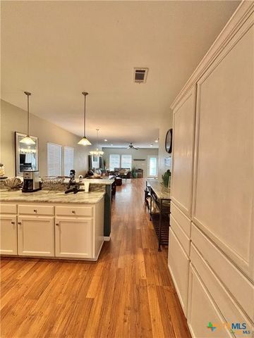 193 Coastal Oaks Loop, Port O'connor, TX 77982