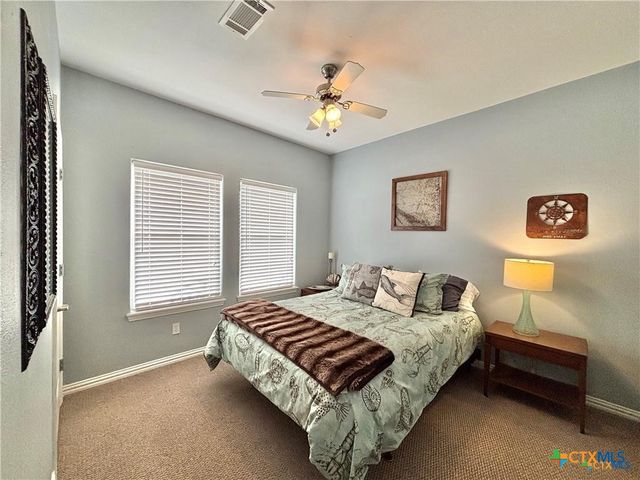 193 Coastal Oaks Loop, Port O'connor, TX 77982