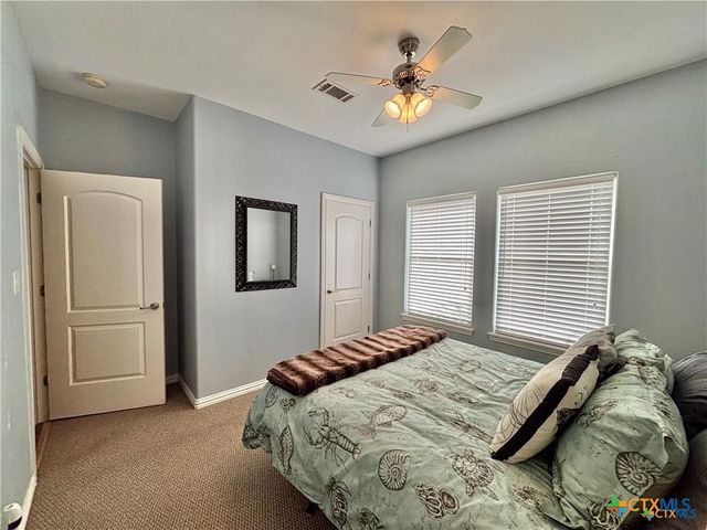 193 Coastal Oaks Loop, Port O'connor, TX 77982