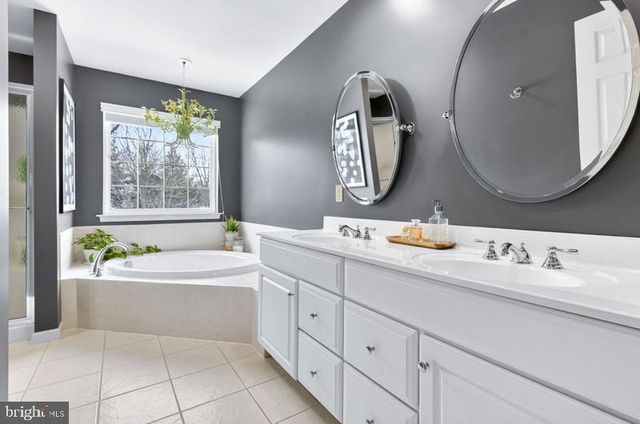 649 DORSET ST, Lititz, PA 17543