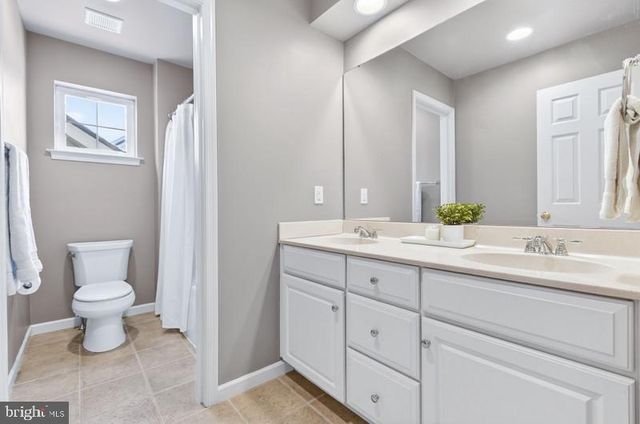 649 DORSET ST, Lititz, PA 17543