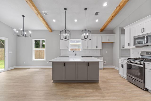 4 Coweta Road, Cantonment, FL 32533