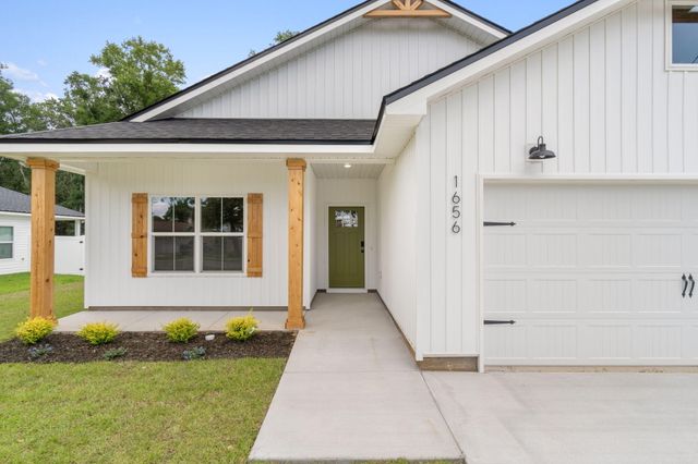 4 Coweta Road, Cantonment, FL 32533