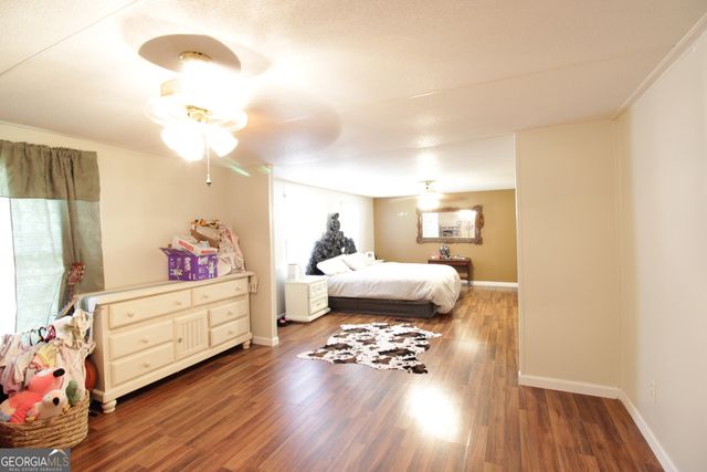 435 Cody Road, Nicholls, GA 31554