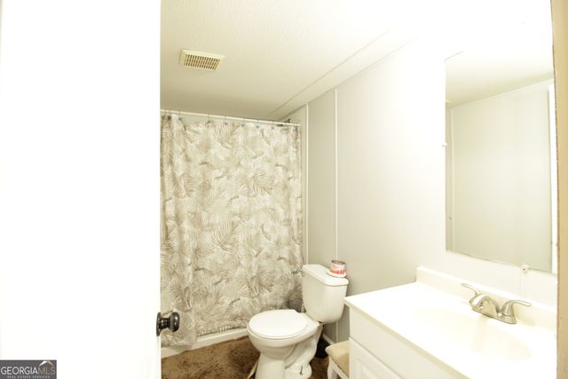 435 Cody Road, Nicholls, GA 31554