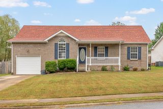 408 Piney Dr, Clarksville, TN 37042
