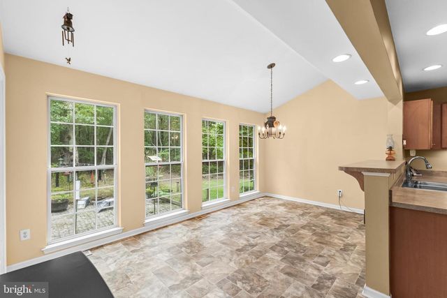 15 HOLLY HILLS LANE, Bridgeton, NJ 08302