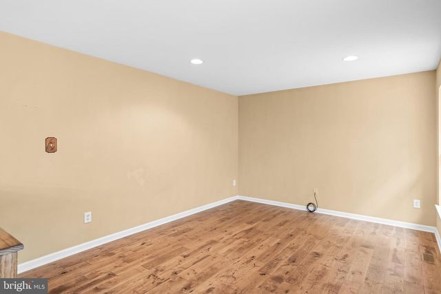 15 HOLLY HILLS LANE, Bridgeton, NJ 08302