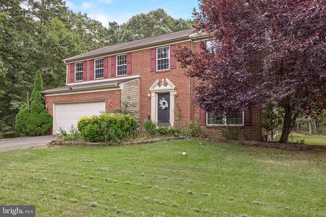 15 HOLLY HILLS LANE, Bridgeton, NJ 08302