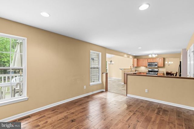 15 HOLLY HILLS LANE, Bridgeton, NJ 08302