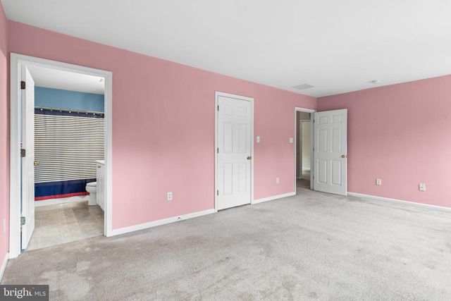 15 HOLLY HILLS LANE, Bridgeton, NJ 08302