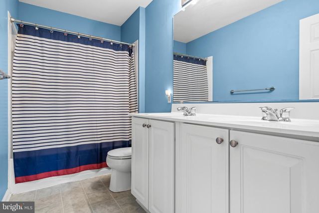 15 HOLLY HILLS LANE, Bridgeton, NJ 08302