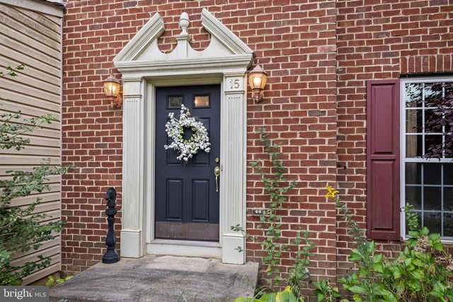15 HOLLY HILLS LANE, Bridgeton, NJ 08302