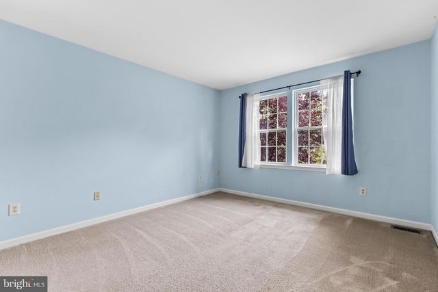 15 HOLLY HILLS LANE, Bridgeton, NJ 08302