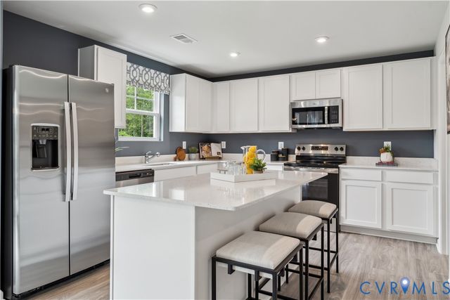 8612 Camerons Ferry Ln, Glen Allen, VA 23060